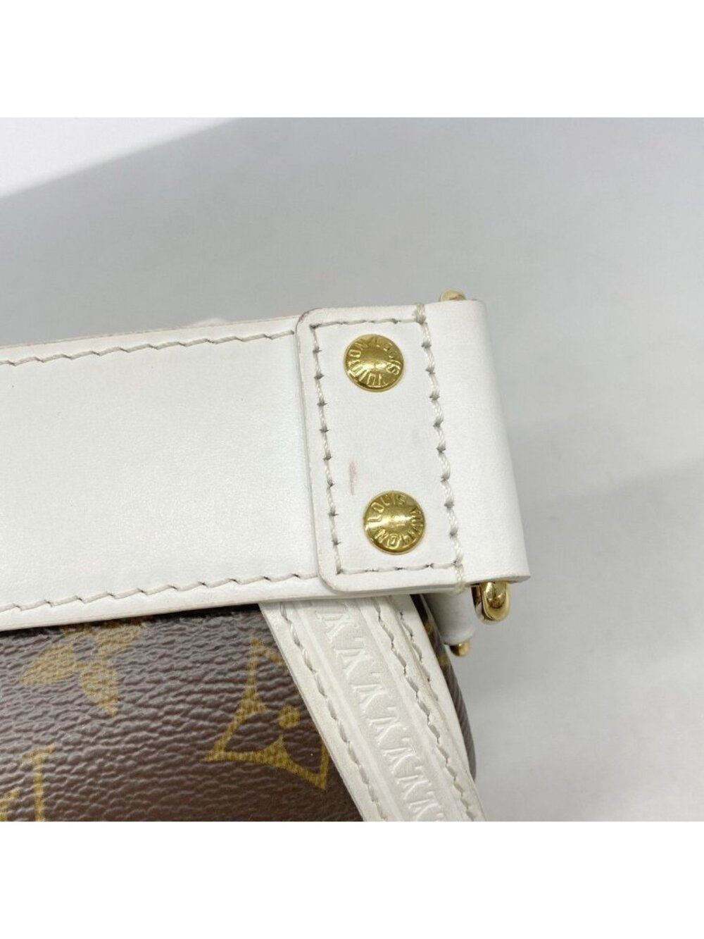 Louis Vuitton Shoulder Bag Monogram LV Match Papillon Trunk White Brown - Picture 9 of 10